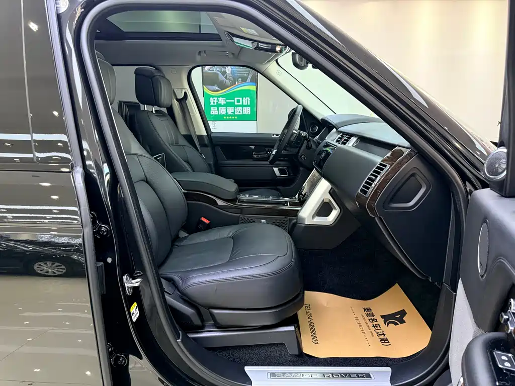 Land Rover Range Rover 2022 3.0 L6 400PS