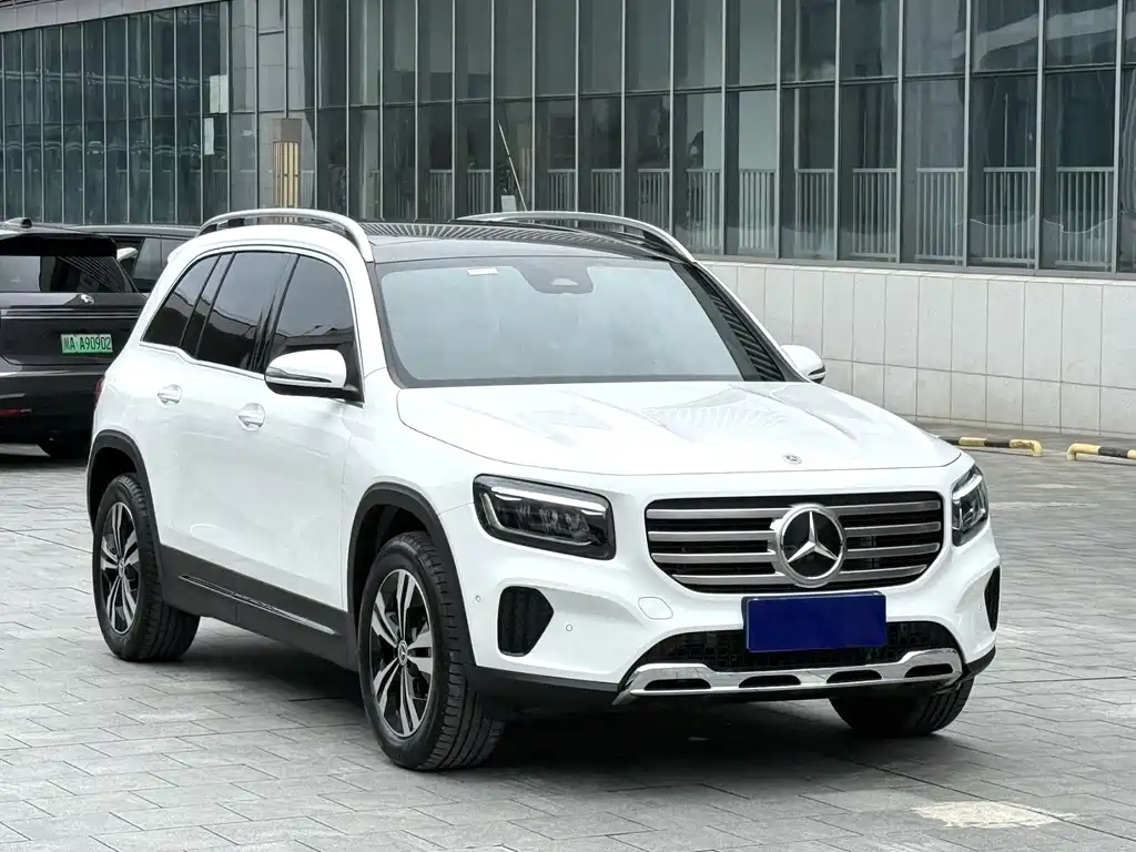 Mercedes-Benz GLB — миниатюра 3