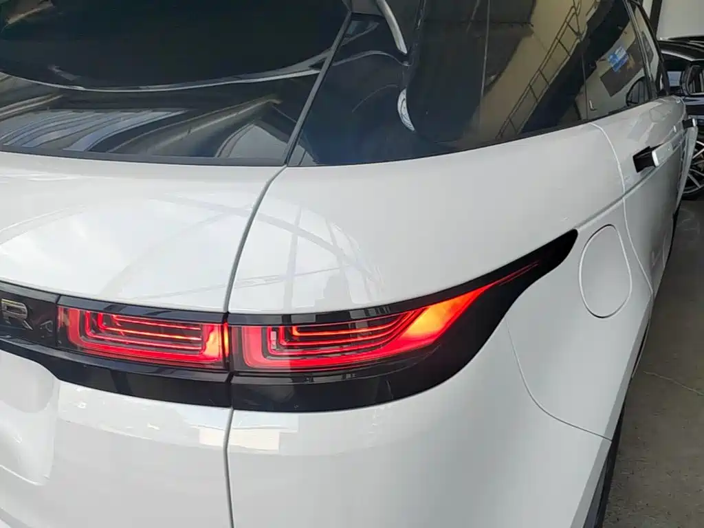 Land Rover Evoque — миниатюра 8