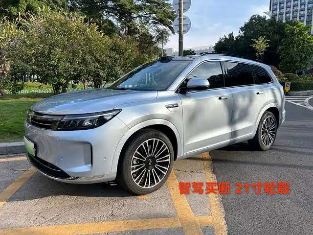 HONGMENG ZHIXING ASK THE WORLD M7 2024