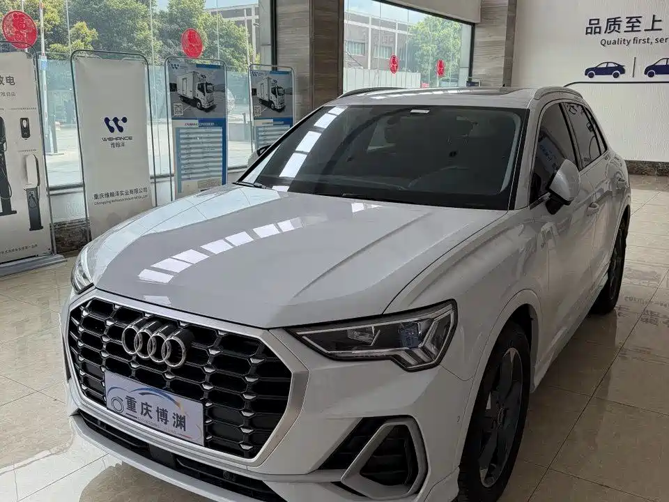 Audi Q3 2023 35 TFSI (1.4T)
