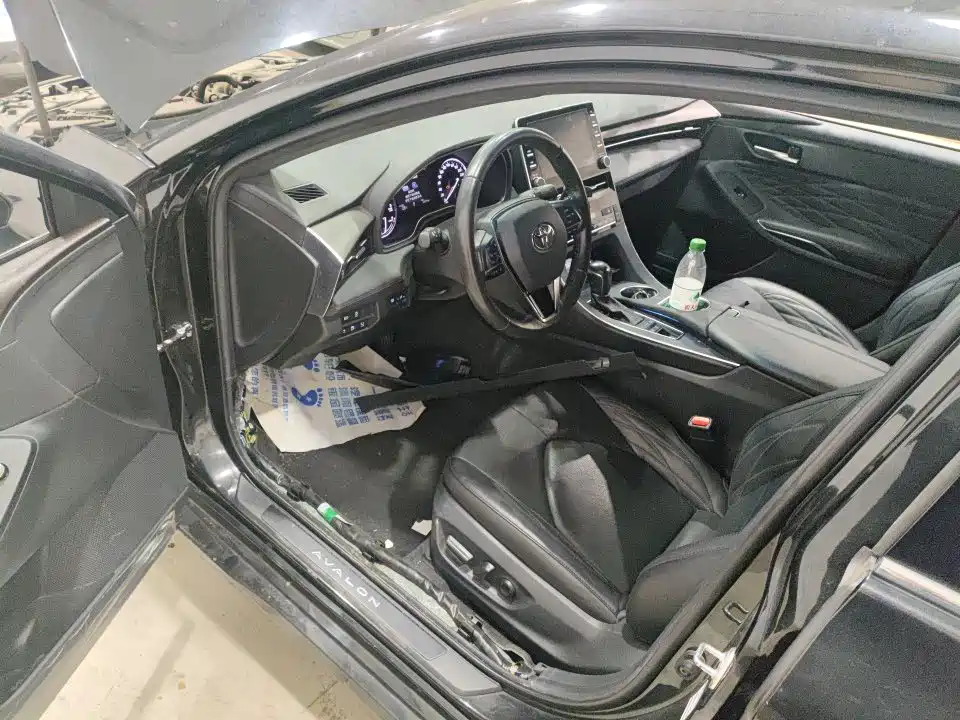 Toyota Avalon — миниатюра 8