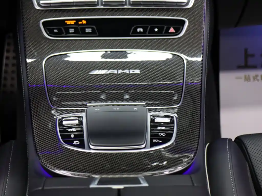 Mercedes-Benz E-Class AMG — миниатюра 19