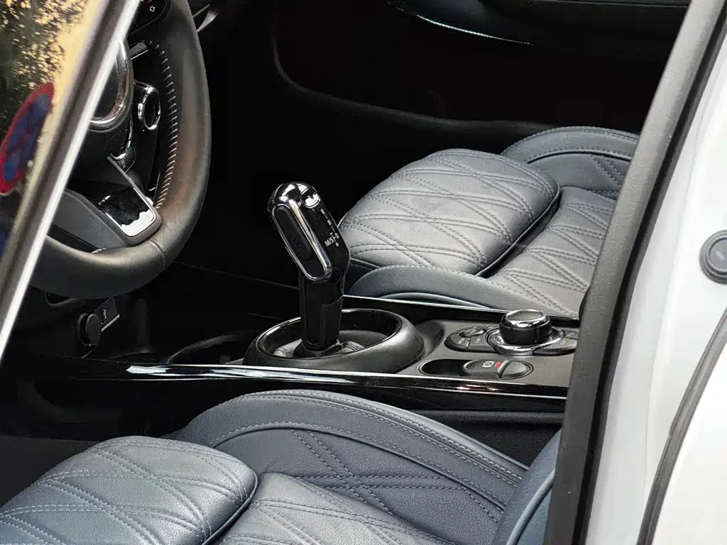 MINI Mini Clubman — миниатюра 8