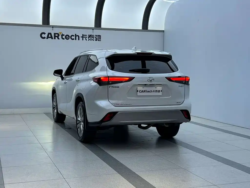 Toyota Highlander — миниатюра 6