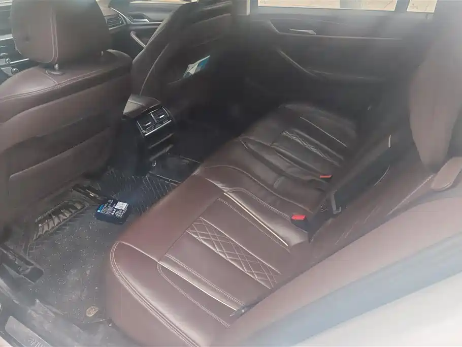 BMW 5 SERIES NEW ENERGY