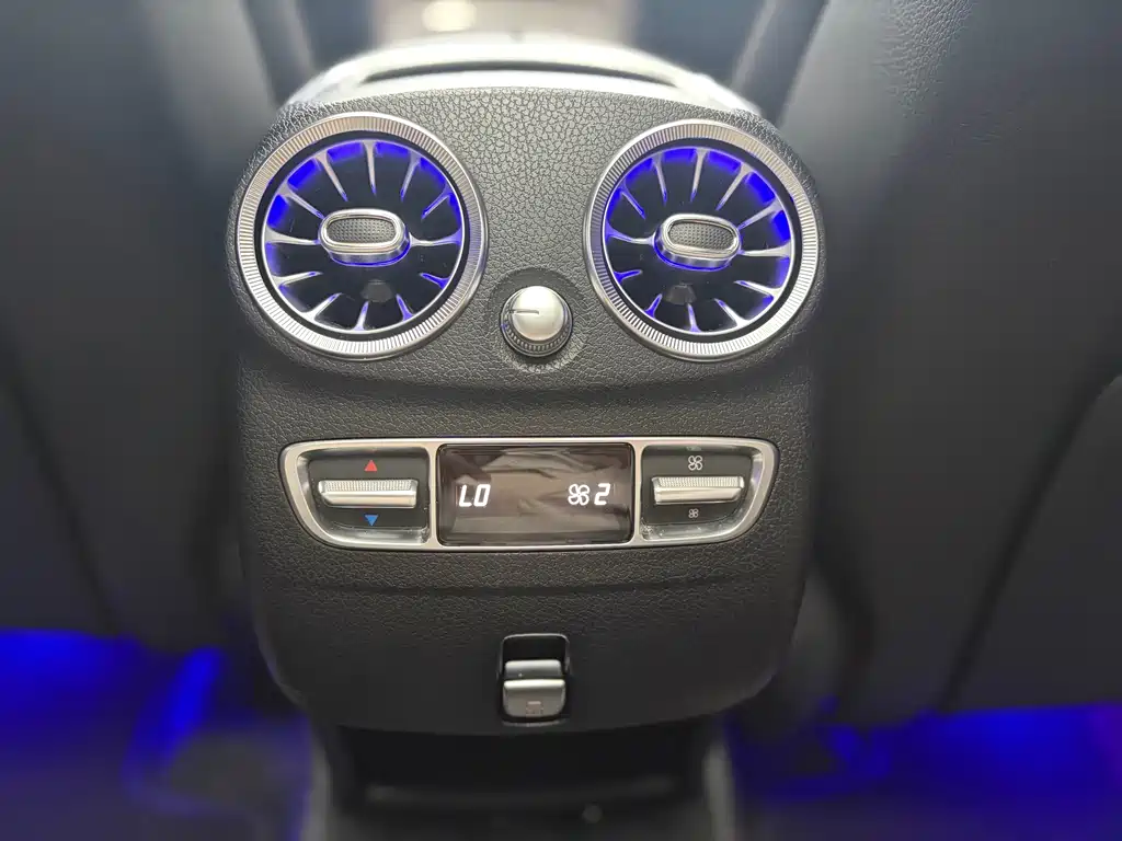 Mercedes-Benz GLC — миниатюра 17