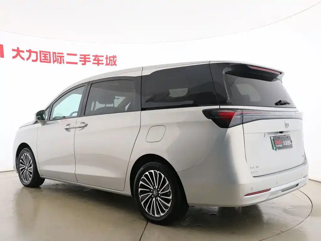 Buick GL8 Hybrid — миниатюра 16