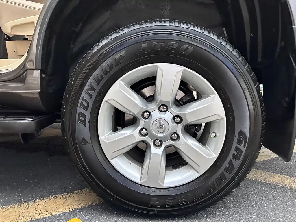 Toyota Prado (Import) — миниатюра 18