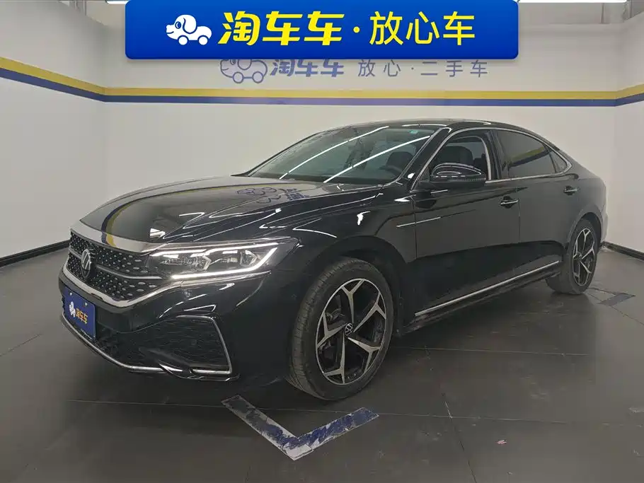 Volkswagen Passat 2023
