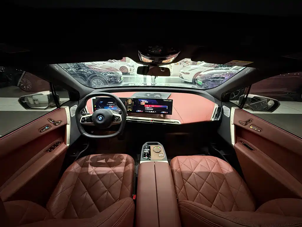 BMW BMW iX M60 — миниатюра 20