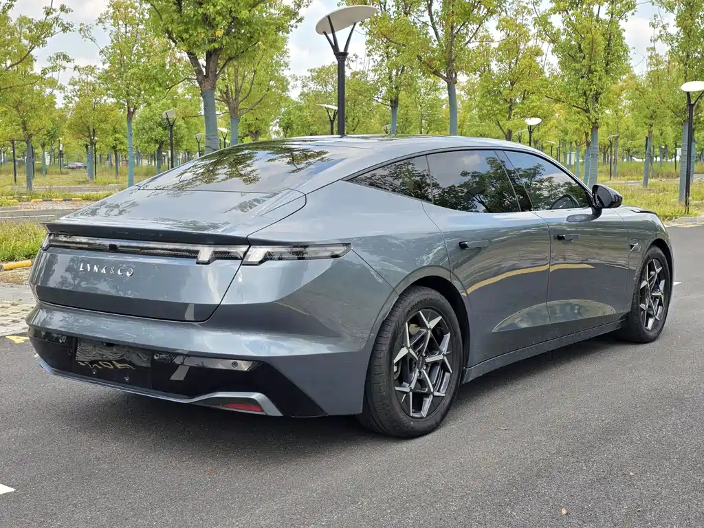 Lynk & Co Z10 — миниатюра 4