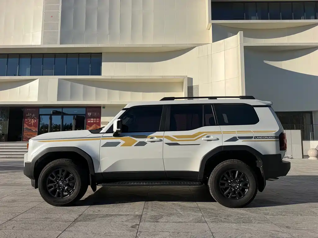 Toyota Prado — миниатюра 8