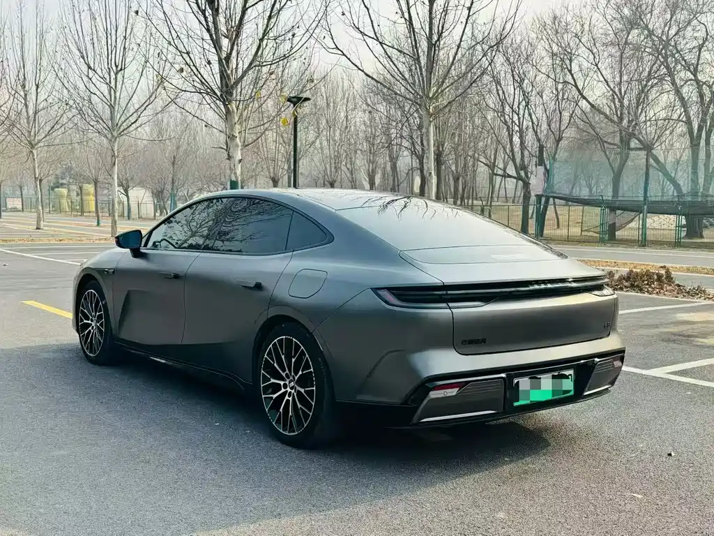 GEELY GALAXY GALAXY E8