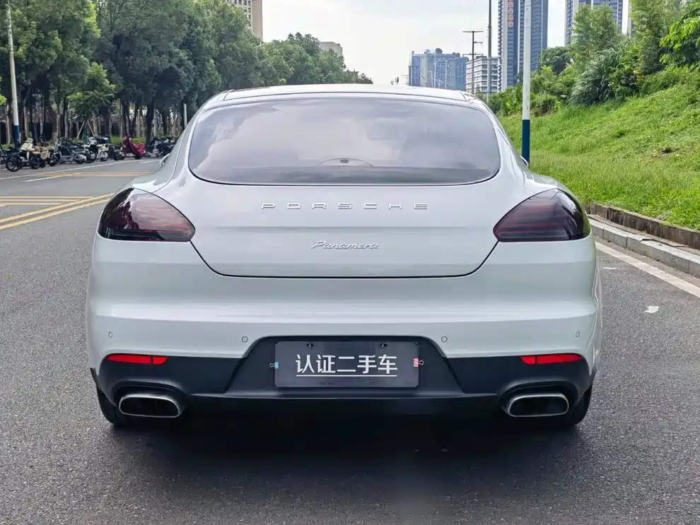 Porsche Panamera — миниатюра 6