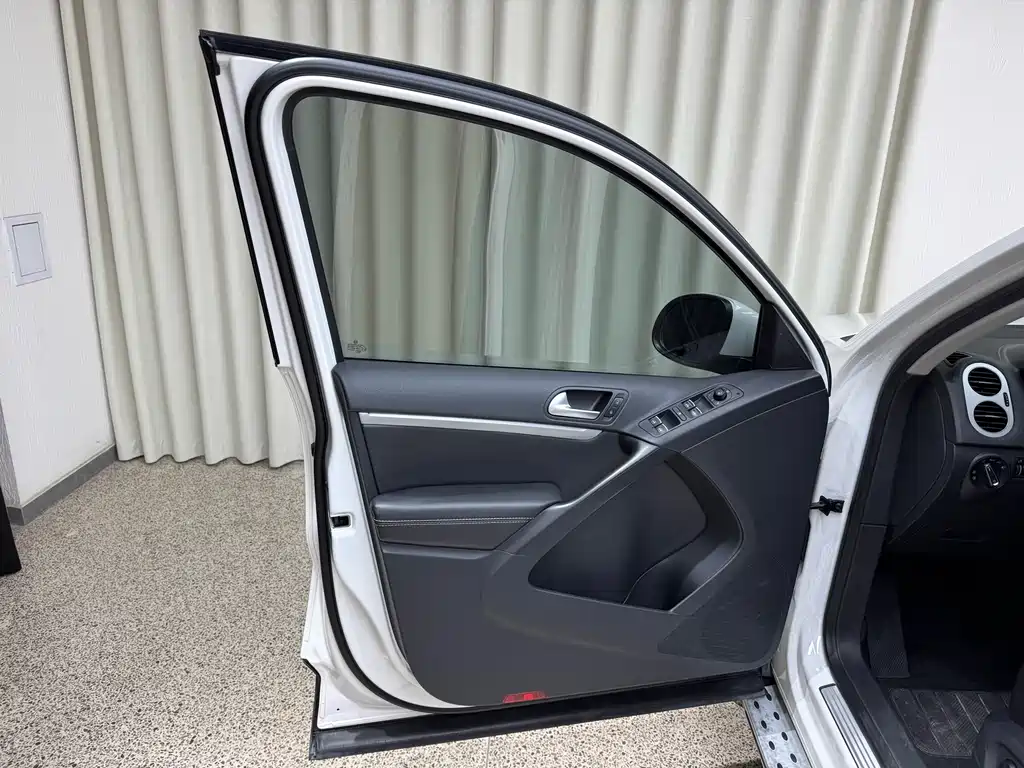 Volkswagen Tiguan 2017 300TSI AT Comfort