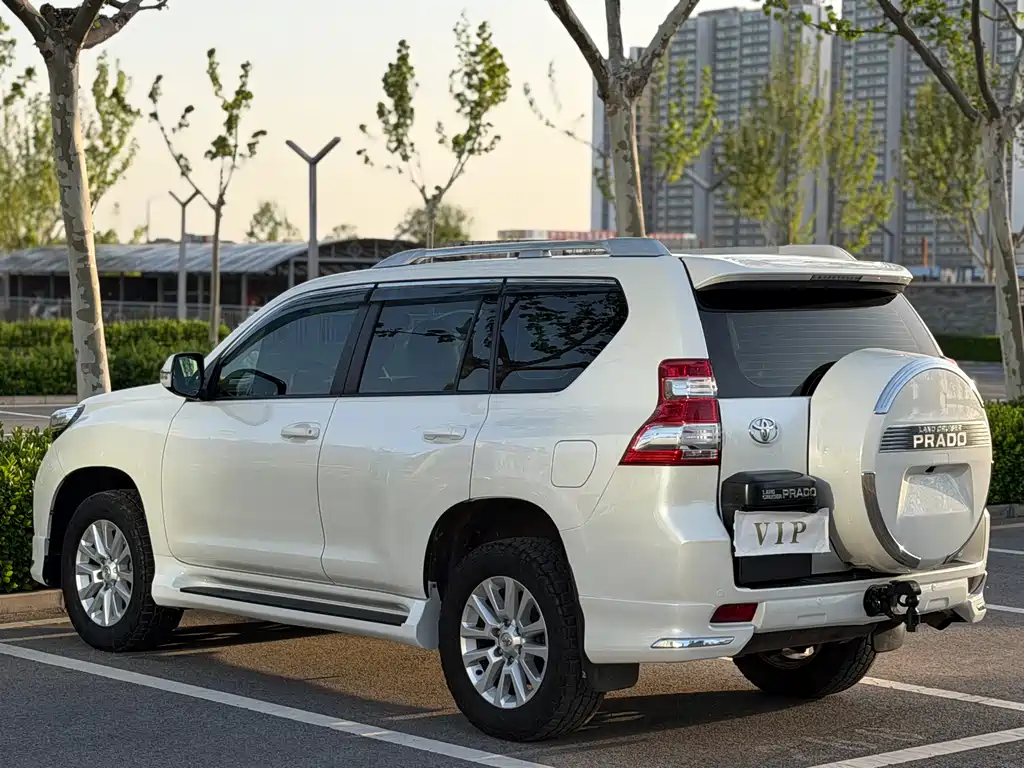 Toyota Land Cruiser Prado 2016 4.0L