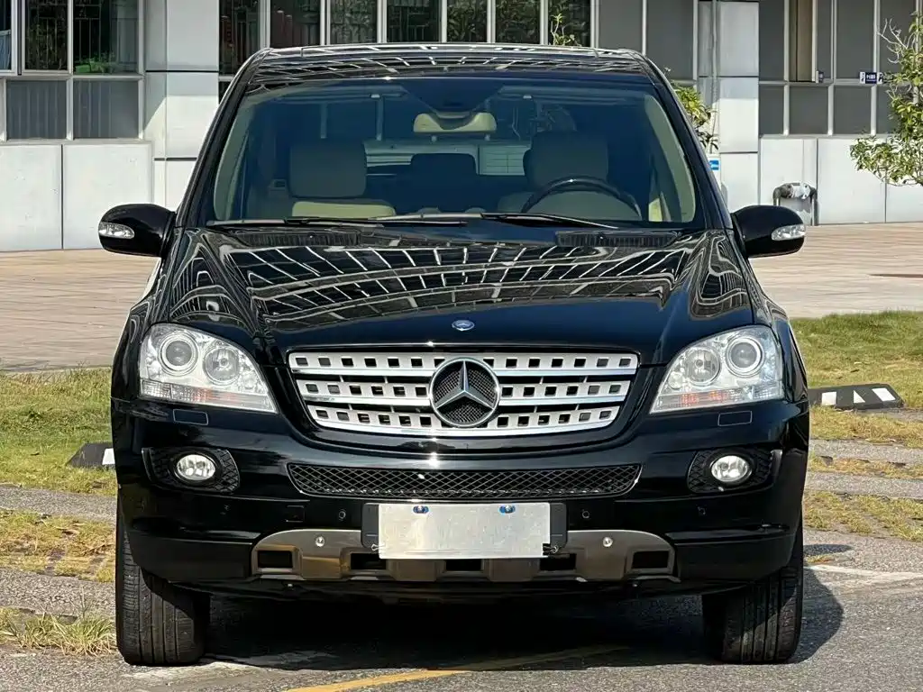 Mercedes-Benz M-Class — миниатюра 2