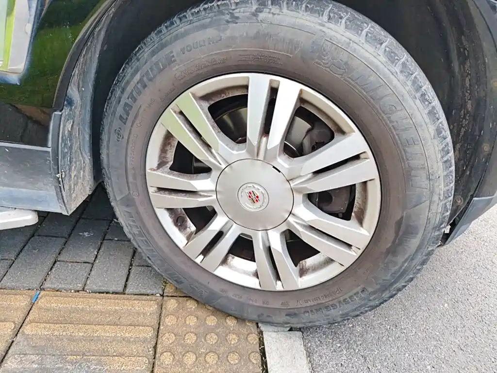 Cadillac SRX — миниатюра 24