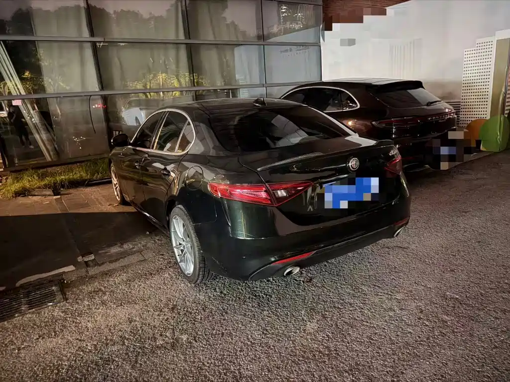 Alfa Romeo Giulia — миниатюра 5
