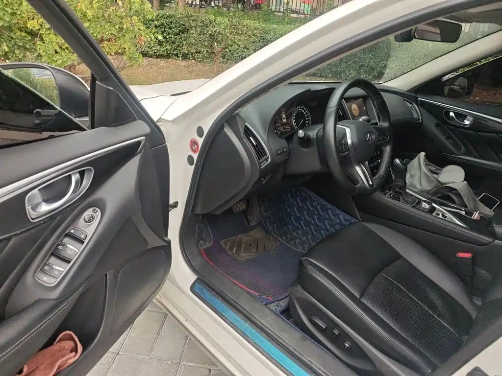 Infiniti Q50L — миниатюра 17