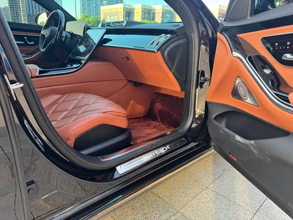 Mercedes-Benz S-Class — миниатюра 7