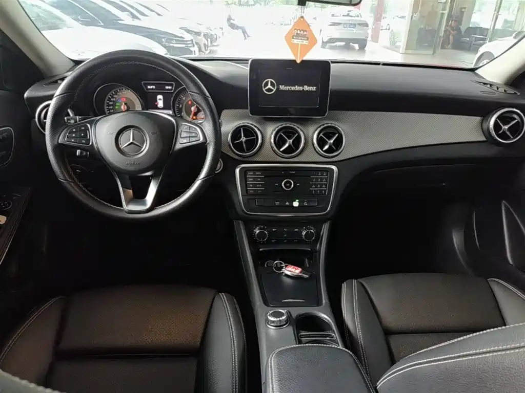 Mercedes-Benz GLA 2016 GLA 200