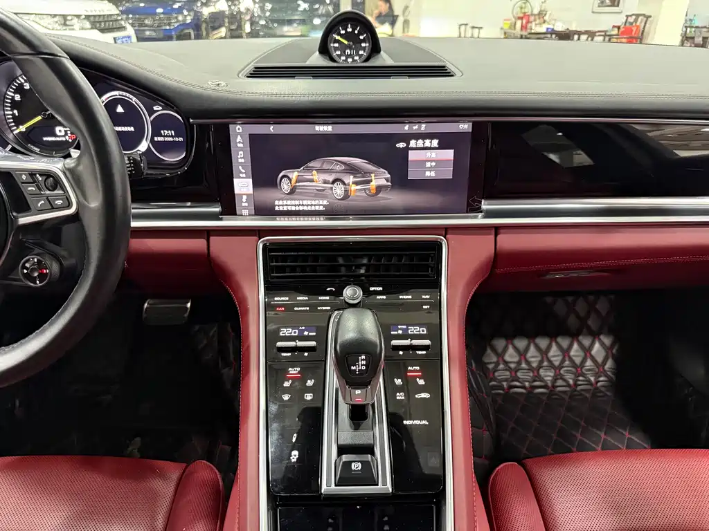 Porsche Panamera Hybrid — миниатюра 10