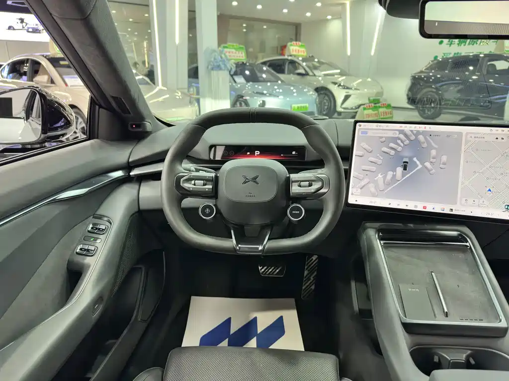 XPeng P7 — миниатюра 4