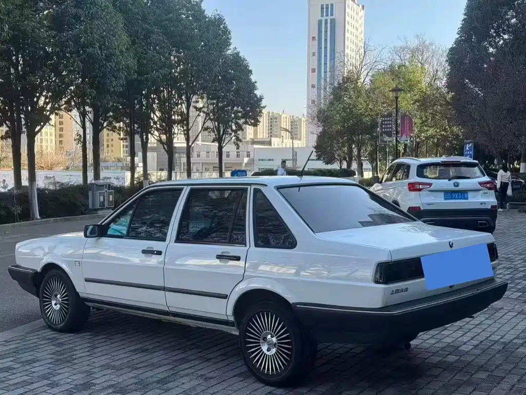 Volkswagen Santana 08 1.8 MT