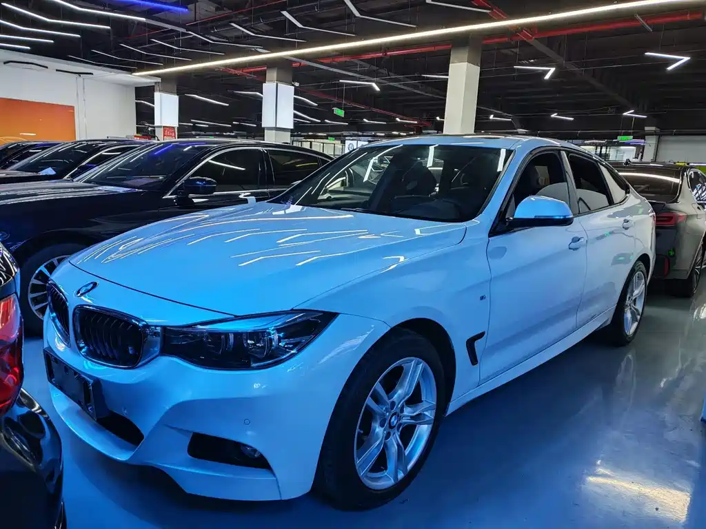 BMW 3 Series GT 2019