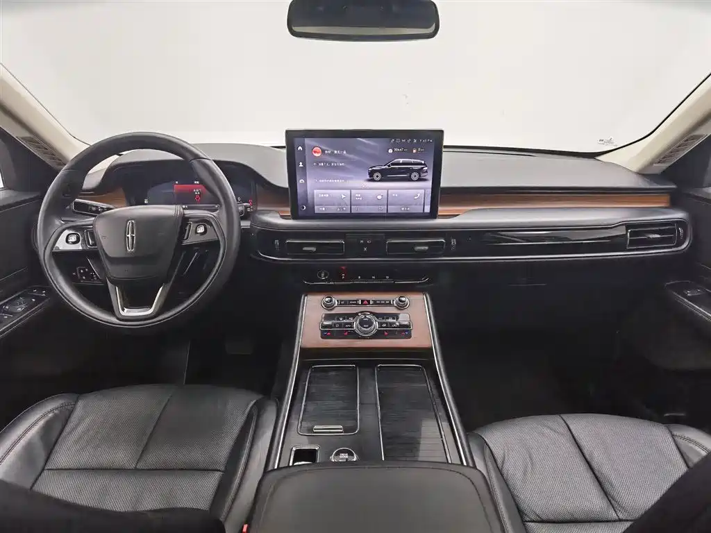 Lincoln Aviator 2023 3.0T V6 Premium мест
