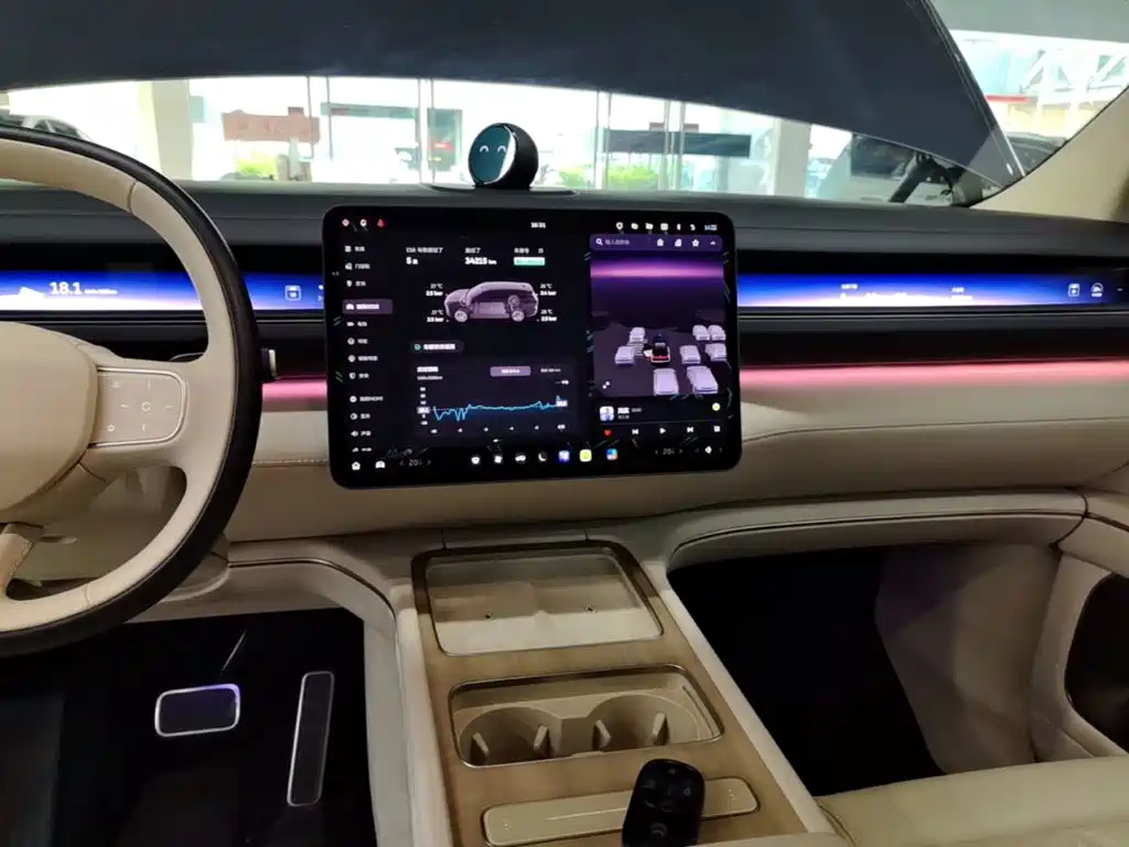 NIO ES8 — миниатюра 13