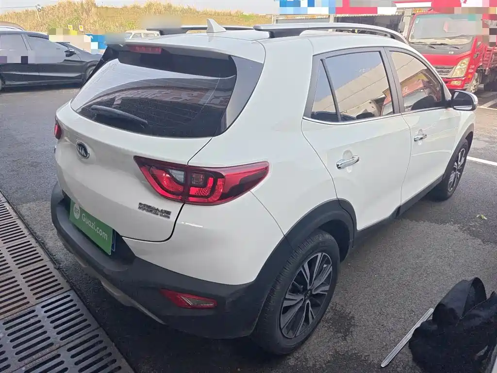 Kia KX1 2021 1.4L CVT