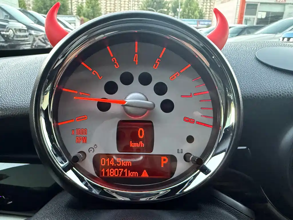 MINI Mini Coupe — миниатюра 8