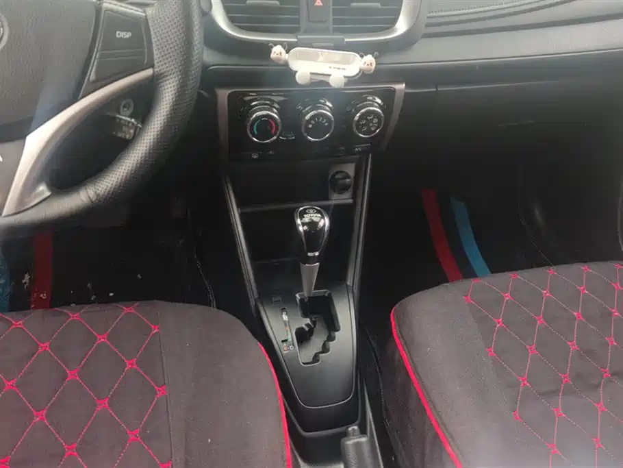 TOYOTA YARIS L ZHIXUAN