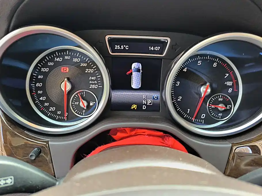 Mercedes-Benz GLS — миниатюра 14