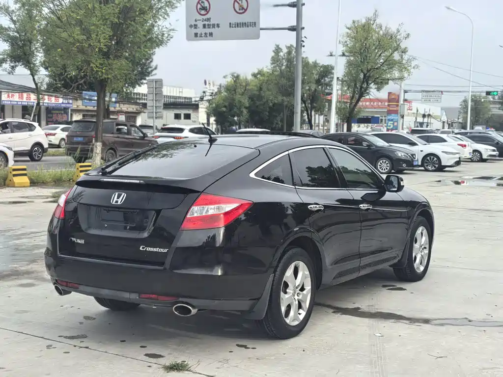 Honda Crosstour — миниатюра 6