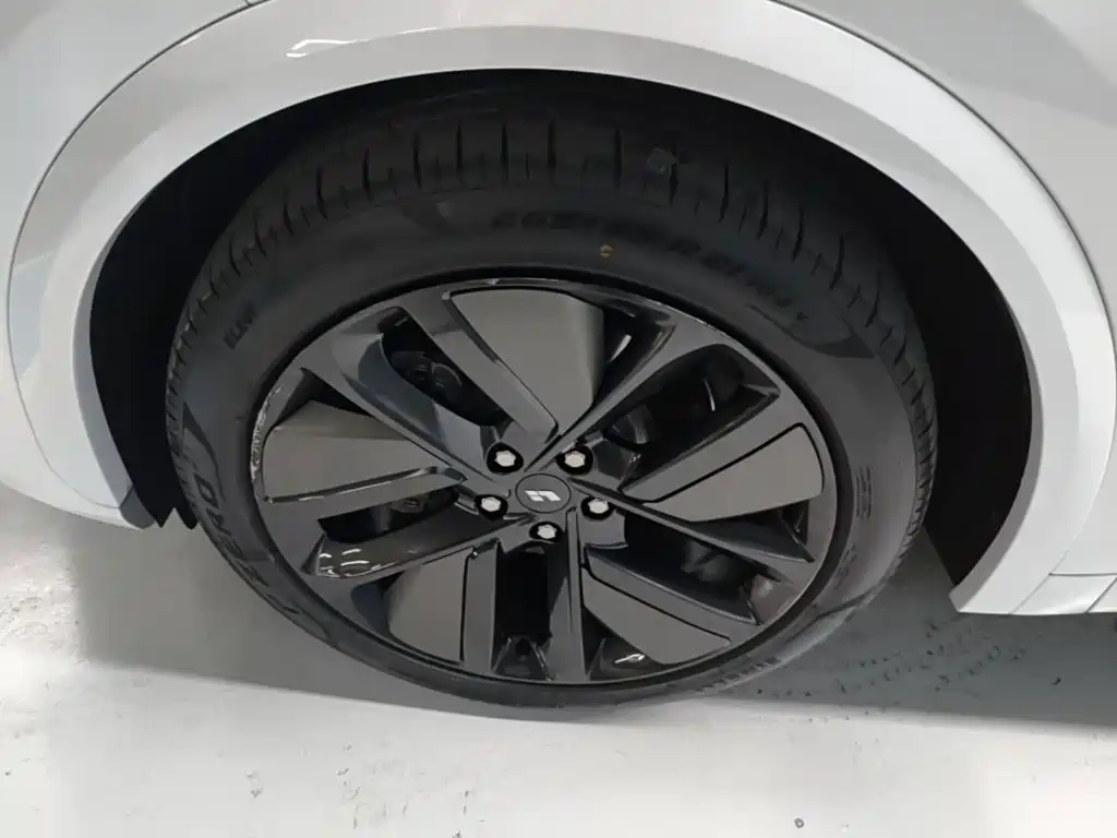 Li Auto Li L7 — миниатюра 23