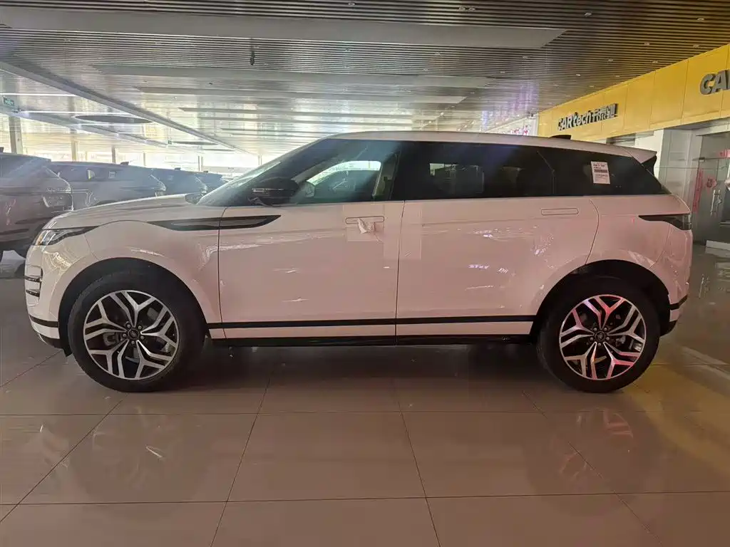 Land Rover Range Rover Evoque 2026 L SE