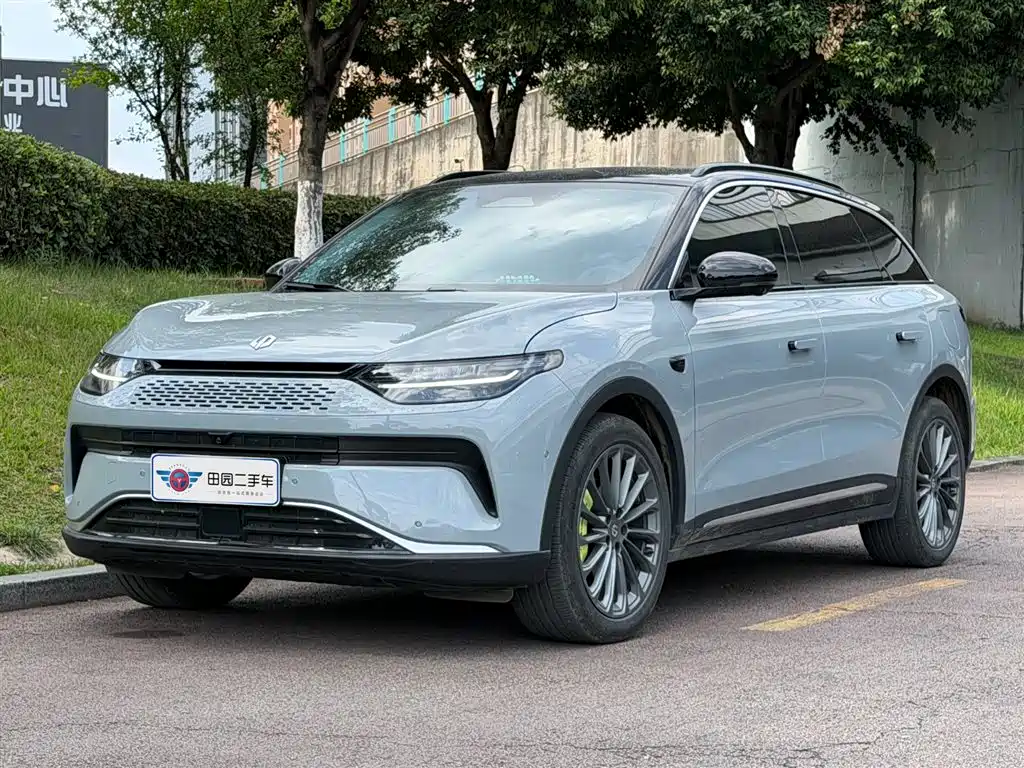 Leapmotor C11