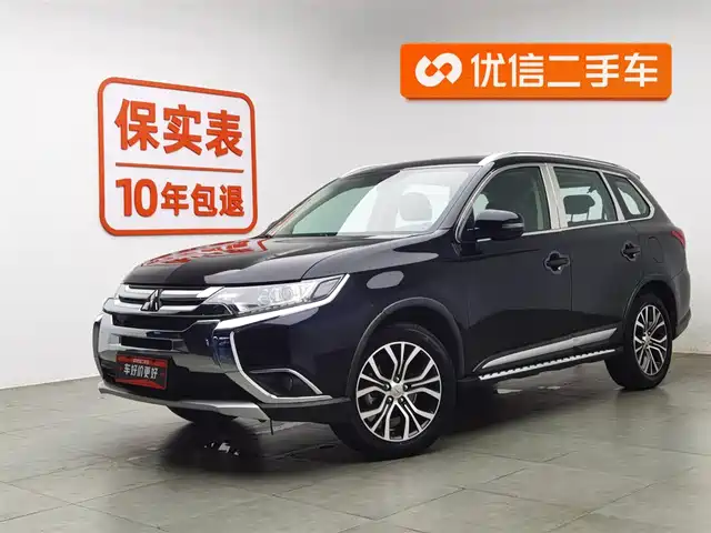 MITSUBISHI OUTLANDER 2018