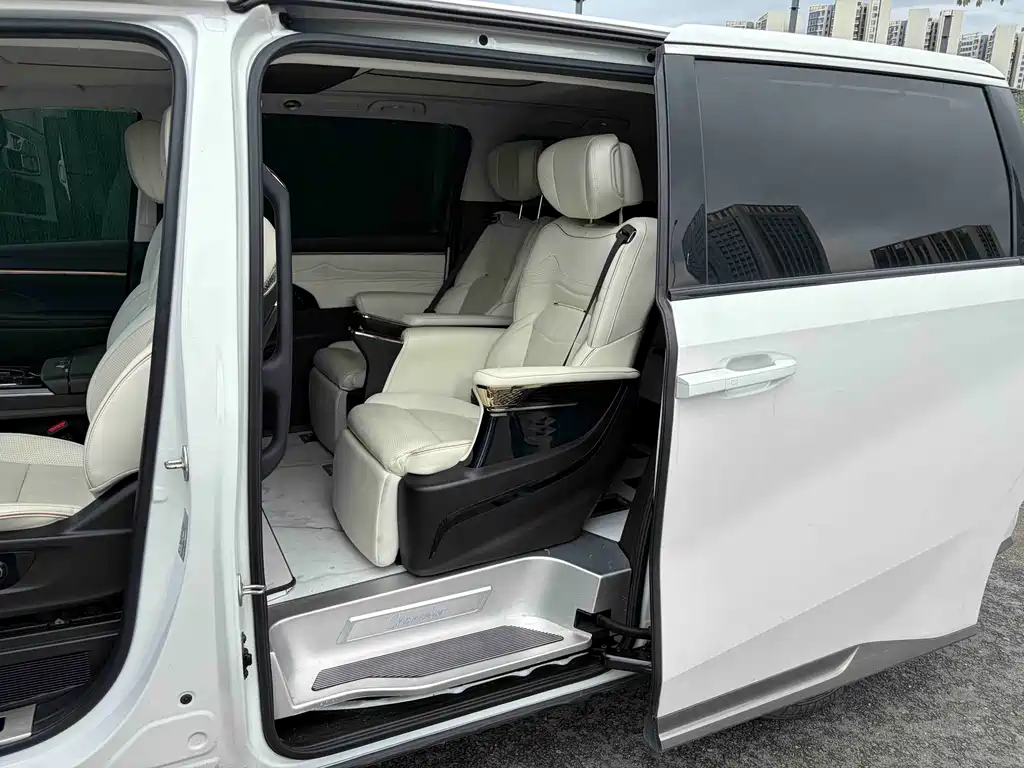 GAC Motor Trumpchi E9 — миниатюра 5