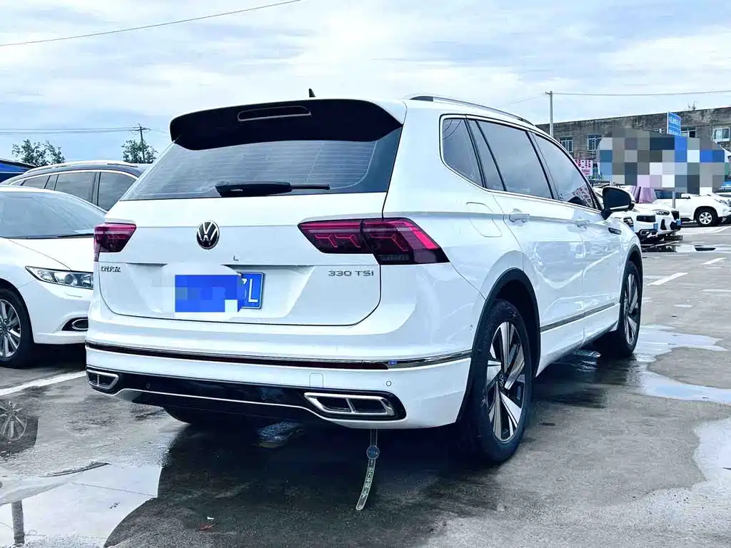 Volkswagen Tiguan L L 2023 330TSI AT R-Line