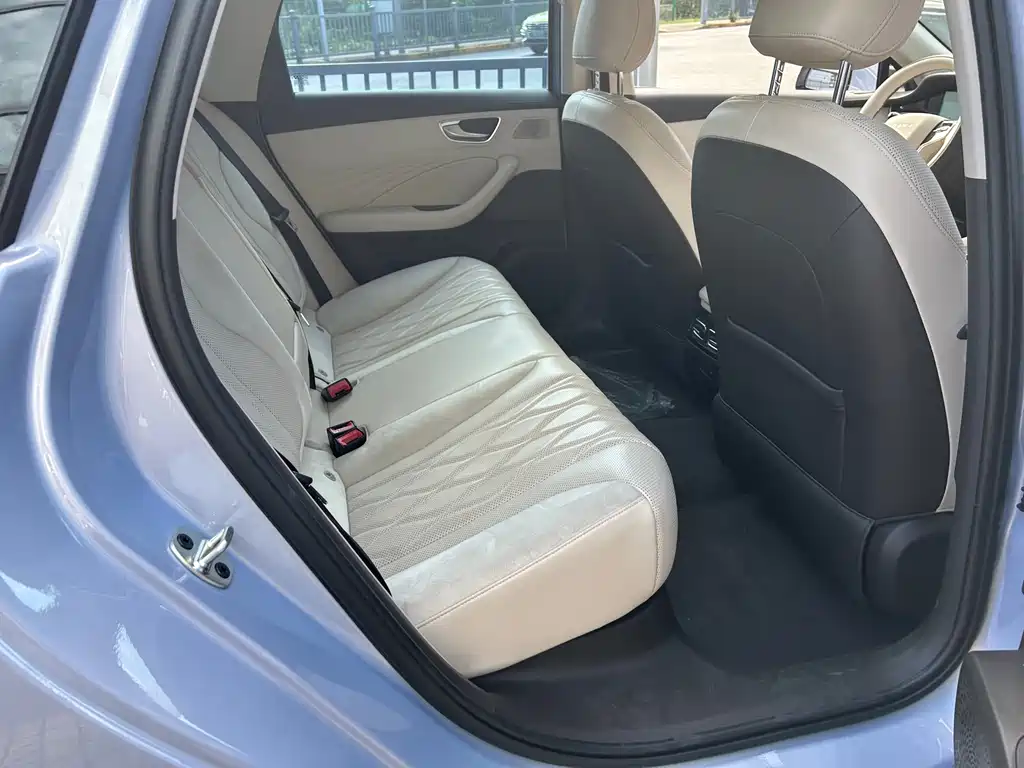 Roewe D7 — миниатюра 9