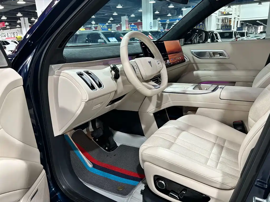 Changan Deepal DARK BLUE S09