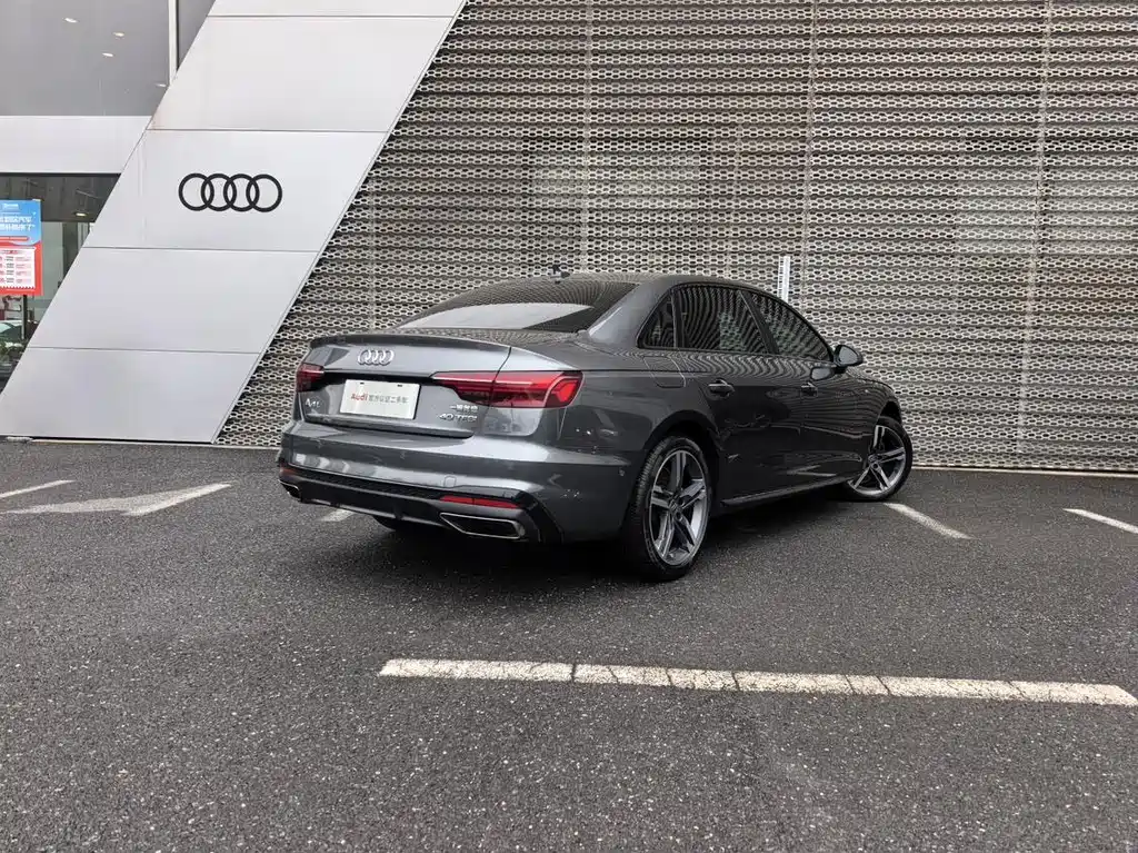 Audi A4L 2020 40 TFSI Luxury