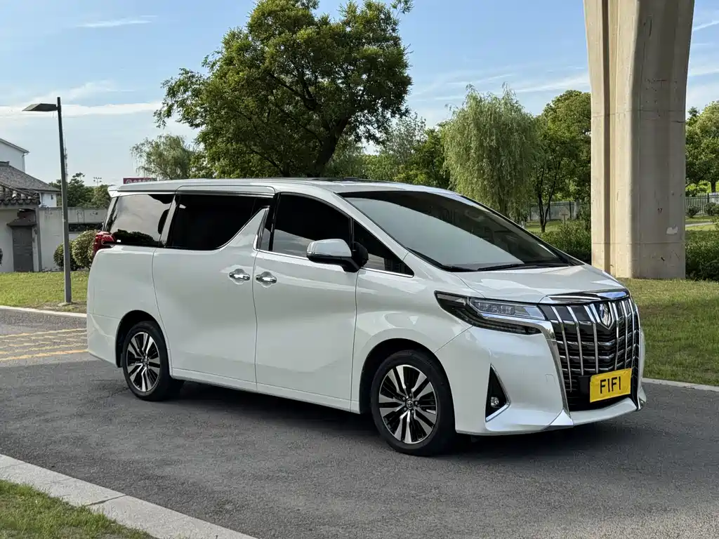 Toyota Alphard 2018 3.5L Luxury