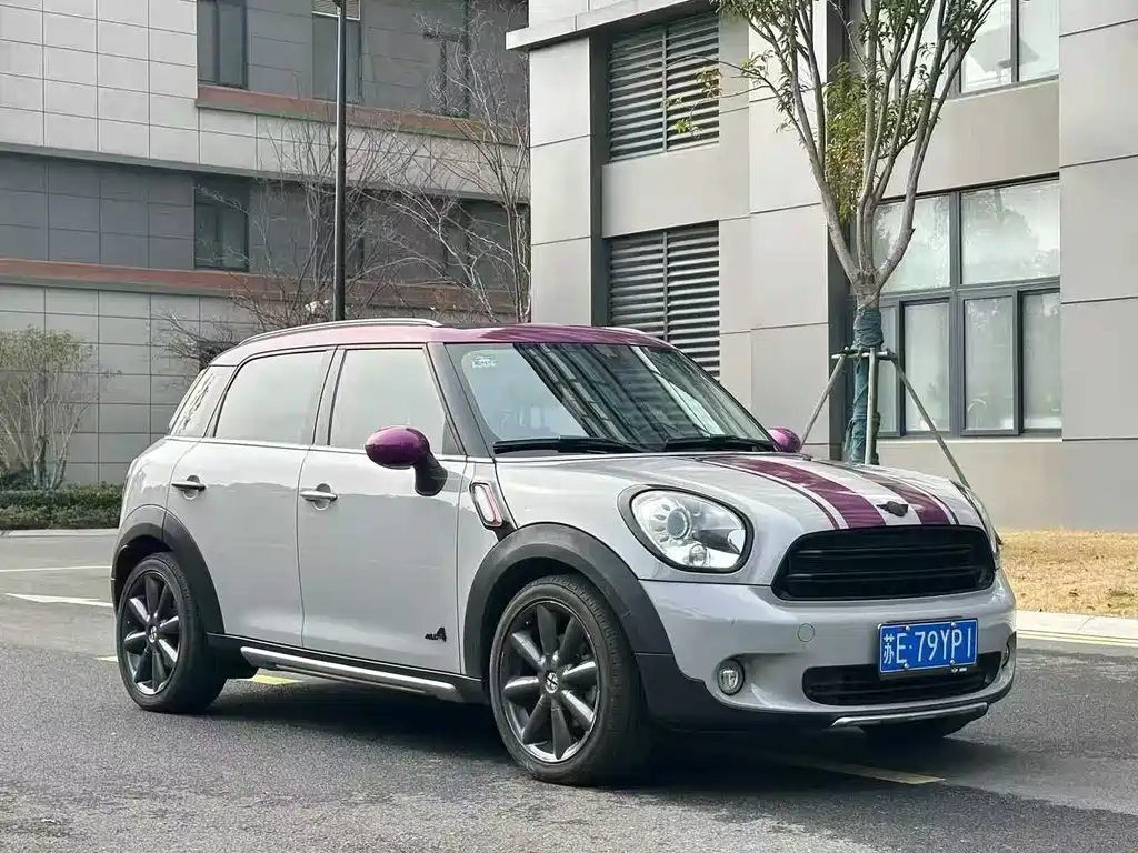 MINI COUNTRYMAN