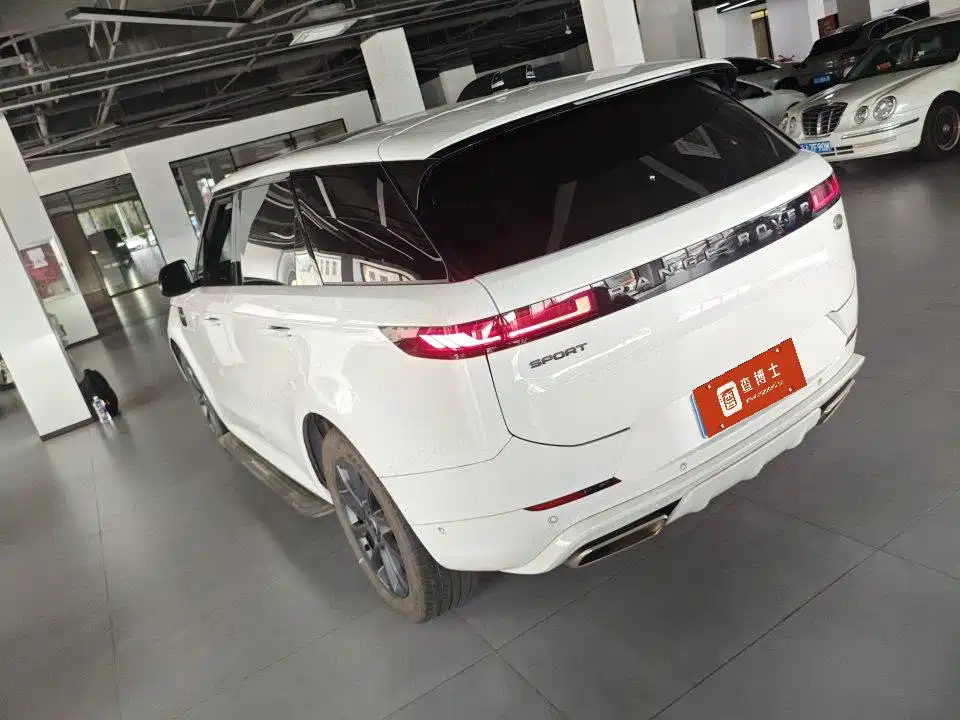 Land Rover Sport — миниатюра 3